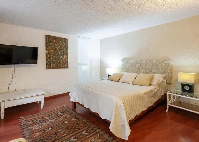 2b, Vista, Garden House, Welcome To San Angel Apartment *